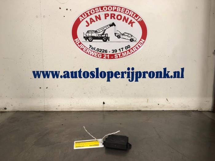 Begagnade PDC-modul Ford Focus 3 Wagon 1.6 TDCi ECOnetic Pris € 25,00 Marginaltabell erbjuds av Autosloopbedrijf Jan Pronk B.V.