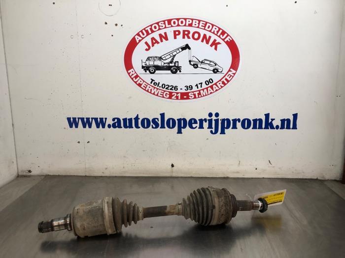 Usagé Cardan gauche (transmission) Toyota Land Cruiser (J12) 3.0 D-4D 16V Prix € 125,00 Règlement à la marge proposé par Autosloopbedrijf Jan Pronk B.V.