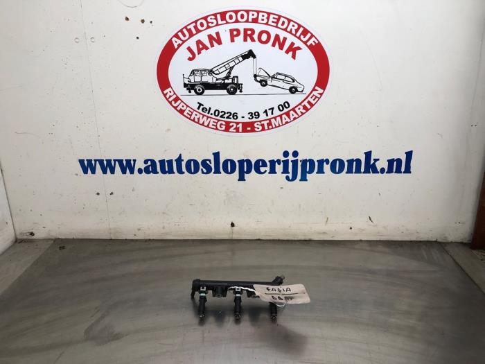 Usagé Système d'injection Skoda Fabia II (5J) 1.2i Prix € 40,00 Règlement à la marge proposé par Autosloopbedrijf Jan Pronk B.V.