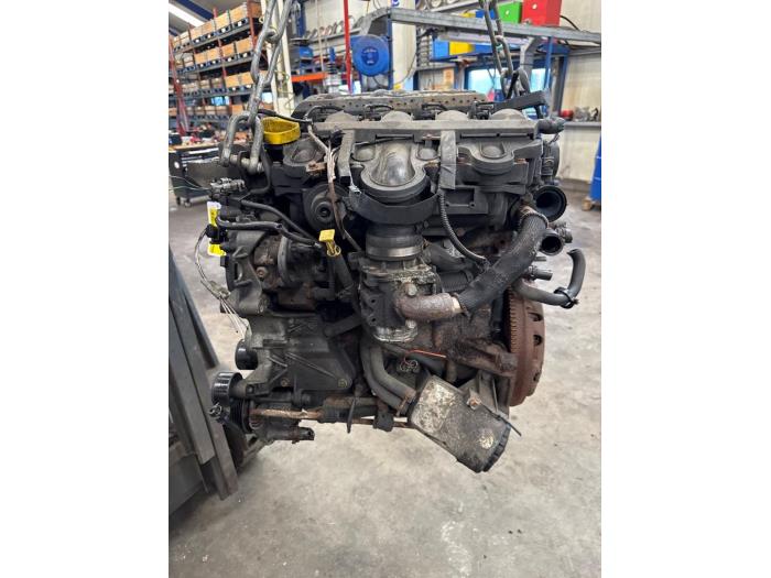 Used Engine Renault Master II (FD/HD) 2.2 dCi 16V Price € 1.000,00 Margin scheme offered by Autosloopbedrijf Jan Pronk B.V.