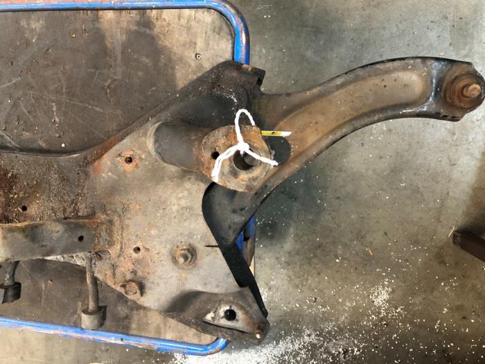 Begagnade Underram Suzuki Swift (ZA/ZC/ZD1/2/3/9) 1.3 VVT 16V 4x4 Pris € 125,00 Marginaltabell erbjuds av Autosloopbedrijf Jan Pronk B.V.