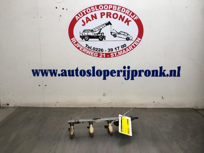 Usagé Système d'injection Hyundai iX35 (LM) 2.0 16V Prix € 30,00 Règlement à la marge proposé par Autosloopbedrijf Jan Pronk B.V.