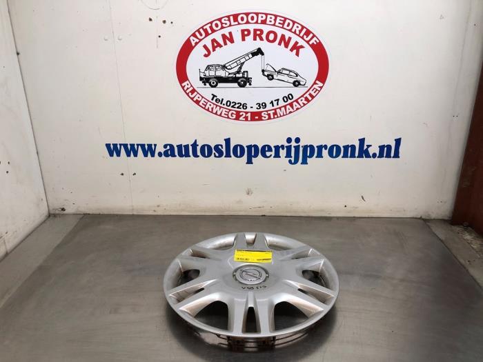 Używane Kolpak Opel Corsa E 1.4 16V Cena € 10,00 Procedura marży oferowane przez Autosloopbedrijf Jan Pronk B.V.
