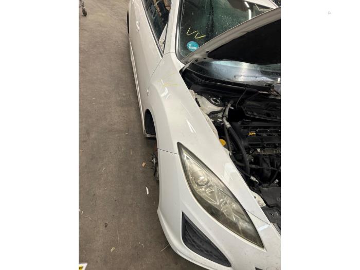 Używane Maska Mazda 6 SportBreak (GH19/GHA9) 1.8i 16V Cena € 75,00 Procedura marży oferowane przez Autosloopbedrijf Jan Pronk B.V.