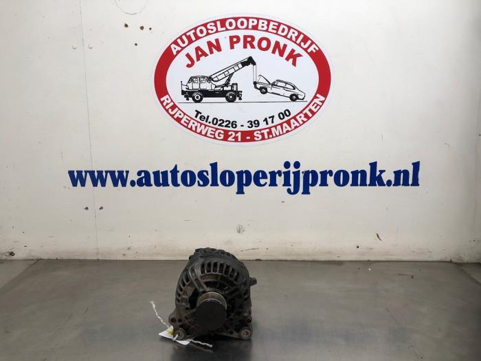 Begagnade Dynamo Volkswagen Golf VI (5K1) 1.2 TSI Pris € 40,00 Marginaltabell erbjuds av Autosloopbedrijf Jan Pronk B.V.