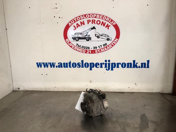 Gebrauchte Dynamo Toyota Yaris (P1) 1.3 16V VVT-i Preis € 75,00 Margenregelung angeboten von Autosloopbedrijf Jan Pronk B.V.