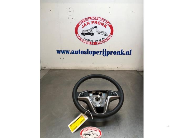 Gebrauchte Lenkrad Hyundai i20 1.2i 16V Preis € 40,00 Margenregelung angeboten von Autosloopbedrijf Jan Pronk B.V.