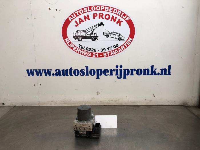 Begagnade ABS-pump Seat Exeo (3R2) 1.8 T 20V Pris € 25,00 Marginaltabell erbjuds av Autosloopbedrijf Jan Pronk B.V.