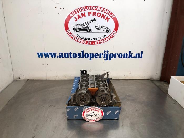 Begagnade Topplock Opel Corsa E 1.4 16V Pris € 400,00 Marginaltabell erbjuds av Autosloopbedrijf Jan Pronk B.V.