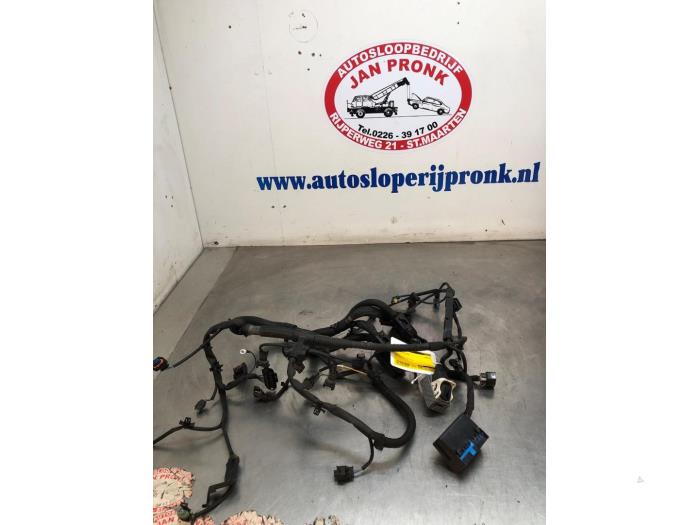 Begagnade Kablage Opel Corsa E 1.4 16V Pris € 150,00 Marginaltabell erbjuds av Autosloopbedrijf Jan Pronk B.V.