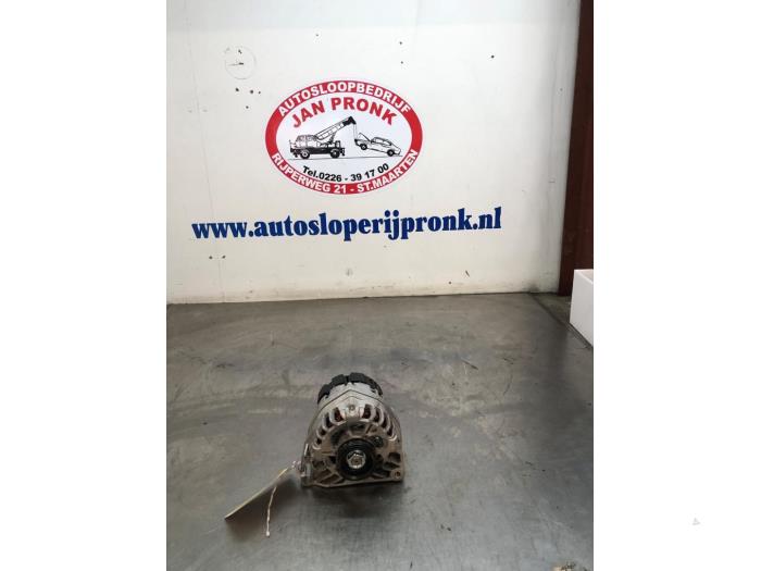 Usagé Dynamo Renault Twingo (C06) 1.2 16V Prix € 40,00 Règlement à la marge proposé par Autosloopbedrijf Jan Pronk B.V.