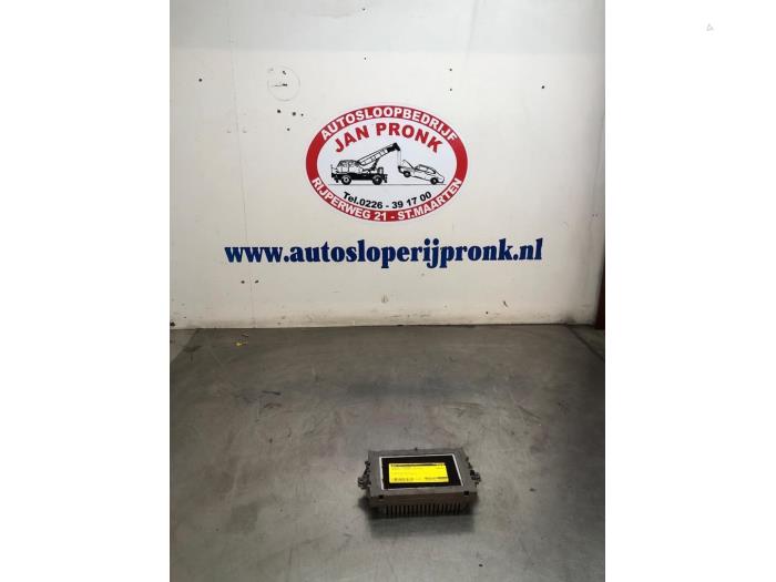 Begagnade Innerdisplay Mercedes C (W204) 1.8 C-180 CGI 16V Pris € 40,00 Marginaltabell erbjuds av Autosloopbedrijf Jan Pronk B.V.