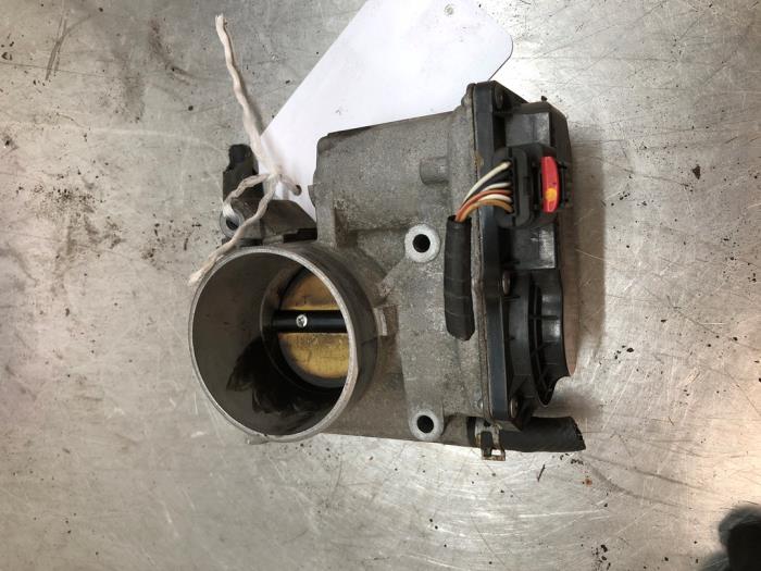 Usagé Boitier papillon Mazda 6 Sport (GH14/GHA4) 2.0i 16V S-VT Prix € 30,00 Règlement à la marge proposé par Autosloopbedrijf Jan Pronk B.V.