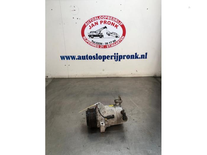 Gebrauchte Klimapumpe Ford Transit Connect (PJ2) 1.0 EcoBoost 12V 100 Preis € 60,00 Margenregelung angeboten von Autosloopbedrijf Jan Pronk B.V.