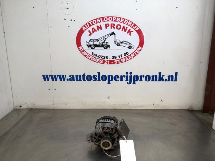 Begagnade Dynamo Ford Focus 2 1.4 16V Pris € 35,00 Marginaltabell erbjuds av Autosloopbedrijf Jan Pronk B.V.