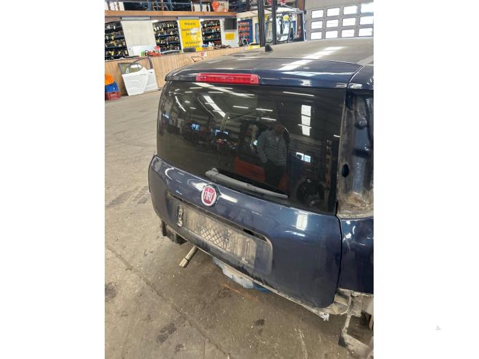 Begagnade Baklucka Fiat Panda (312) 0.9 TwinAir Turbo 80 Pris € 125,00 Marginaltabell erbjuds av Autosloopbedrijf Jan Pronk B.V.