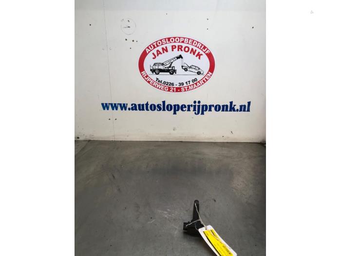 Begagnade Tändspole Suzuki Celerio (LF) 1.0 12V Dualjet Pris € 15,00 Marginaltabell erbjuds av Autosloopbedrijf Jan Pronk B.V.