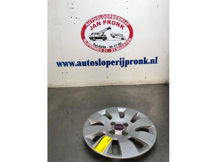 Używane Kolpak Fiat Panda (312) 0.9 TwinAir Turbo 80 Cena € 25,00 Procedura marży oferowane przez Autosloopbedrijf Jan Pronk B.V.