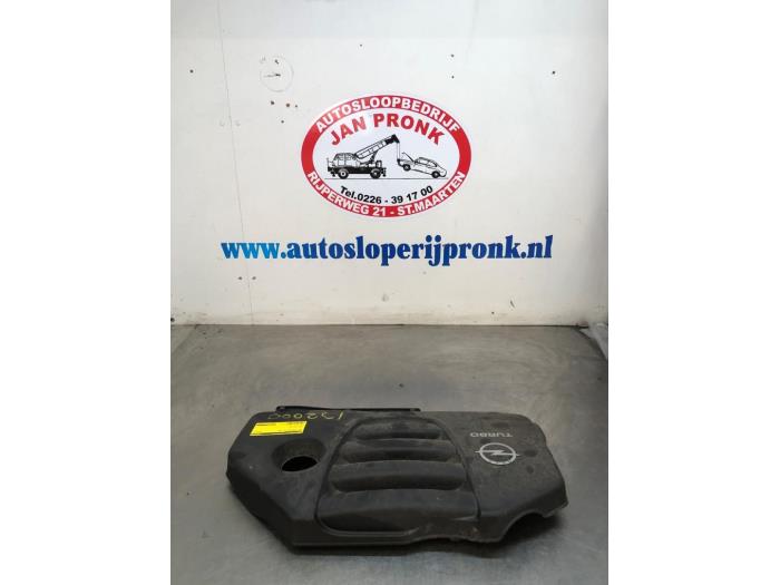 Usagé Couverture moteur Opel Insignia 2.0 Turbo 16V Ecotec Prix € 35,00 Règlement à la marge proposé par Autosloopbedrijf Jan Pronk B.V.