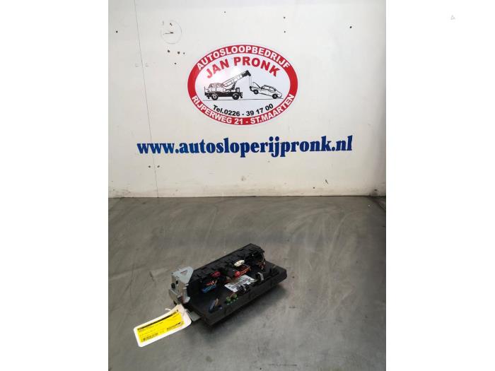 Usagé Module confort Mercedes E Combi (S211) 1.8 E-200 K 16V Prix € 50,00 Règlement à la marge proposé par Autosloopbedrijf Jan Pronk B.V.