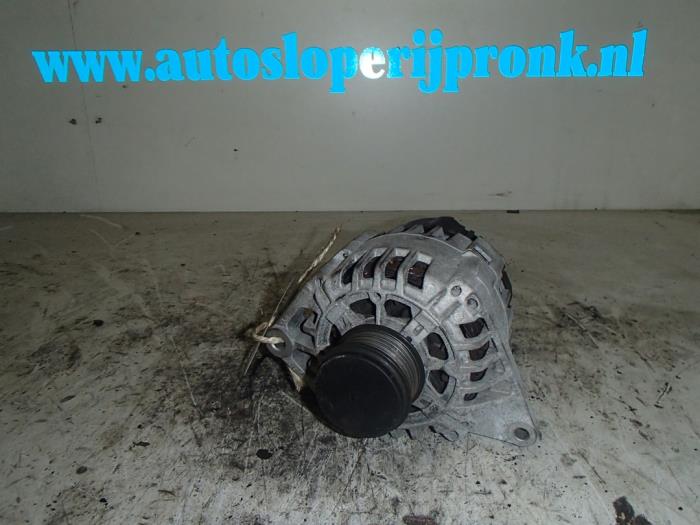 Begagnade Dynamo Renault Megane Scénic (JA) 1.9D Pris € 35,00 Marginaltabell erbjuds av Autosloopbedrijf Jan Pronk B.V.