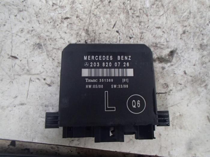 Used On-board computer Mercedes C (W203) 2.2 C-220 CDI 16V Price € 50,00 Margin scheme offered by Autosloopbedrijf Jan Pronk B.V.