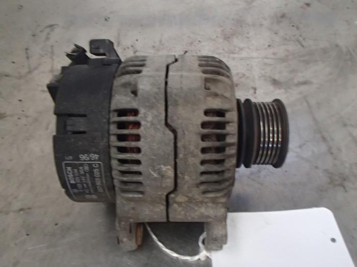 Usagé Dynamo Audi A3 (8L1) 1.6 Prix € 35,00 Règlement à la marge proposé par Autosloopbedrijf Jan Pronk B.V.