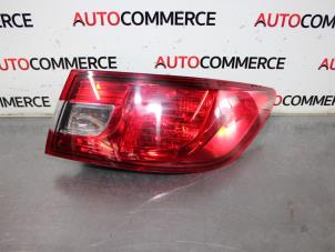 Used Taillight, right Renault Clio IV (5R) 0.9 Energy TCE 90 12V Price € 50,00 Margin scheme offered by Autocommerce