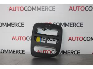 Usagé Cadre radio Renault Clio IV (5R) 0.9 Energy TCE 90 12V Prix € 80,00 Règlement à la marge proposé par Autocommerce