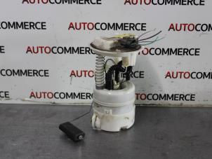Usados Bomba eléctrica de combustible Renault Modus/Grand Modus (JP) 1.6 16V Precio de solicitud ofrecido por Autocommerce