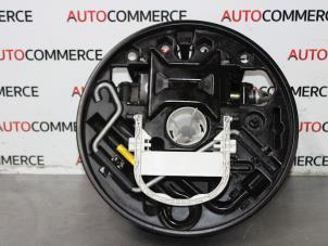 Used Tyre repair kit Renault Clio II Societe (SB) 1.5 dCi 65 Price € 35,00 Margin scheme offered by Autocommerce