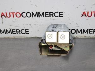 Gebrauchte Schiebetür Schließmechanik rechts Citroen Berlingo Multispace 1.6 16V Preis € 25,00 Margenregelung angeboten von Autocommerce