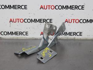 Used Bonnet Hinge Citroen Berlingo Multispace 1.4 Price on request offered by Autocommerce