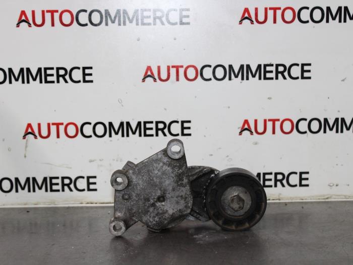 Usados Rodillo tensor correa múltiple Peugeot 207/207+ (WA/WC/WM) 1.6 HDi 16V Precio € 10,00 Norma de margen ofrecido por Autocommerce