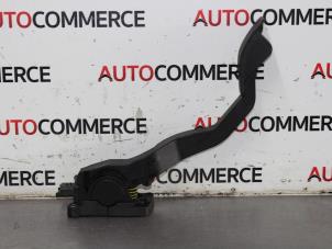 Used Accelerator pedal Peugeot 206 SW (2E/K) 1.4 HDi Price € 15,00 Margin scheme offered by Autocommerce