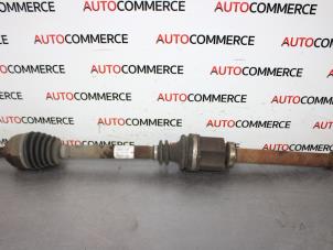 Used Front drive shaft, right Renault Megane II CC (EM) 1.9 dCi 115 Price € 50,00 Margin scheme offered by Autocommerce