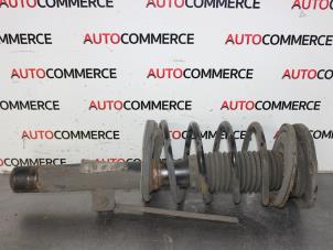 Used Front shock absorber, right Peugeot 206 SW (2E/K) 1.4 Price € 30,00 Margin scheme offered by Autocommerce