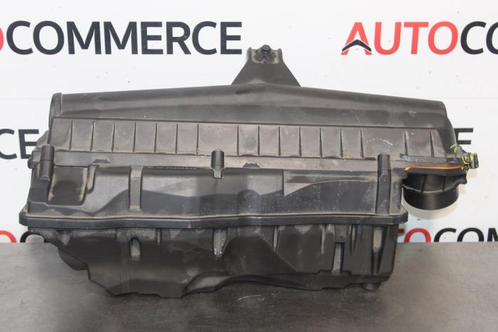 Gebrauchte Luftfiltergehäuse Peugeot 207/207+ (WA/WC/WM) 1.6 16V VTi Preis € 30,00 Margenregelung angeboten von Autocommerce