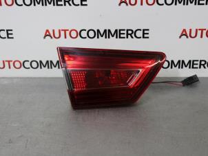 Used Taillight, left Renault Clio IV (5R) 0.9 Energy TCE 90 12V Price € 50,00 Margin scheme offered by Autocommerce