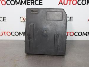 Gebrauchte Sicherungskasten Renault Scénic II (JM) 1.5 dCi 105 Preis € 30,00 Margenregelung angeboten von Autocommerce