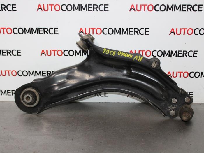 Front wishbone, right from a Renault Kangoo Express (FW) 1.5 dCi 105 2014