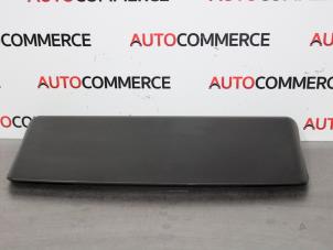 Used Tailgate trim Peugeot 407 (6D) 1.6 HDi 16V Price € 30,00 Margin scheme offered by Autocommerce