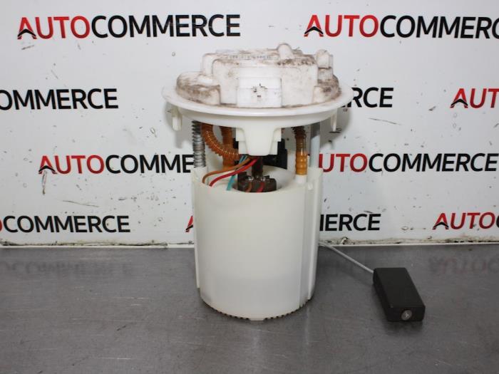 Usagé Pompe essence Peugeot 207 CC (WB) 1.6 16V Prix € 20,00 Règlement à la marge proposé par Autocommerce