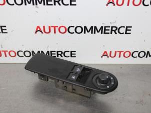 Used Electric window switch Renault Clio IV (5R) 1.5 Energy dCi 90 FAP Price € 40,00 Margin scheme offered by Autocommerce
