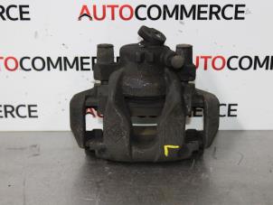 Used Front brake calliper, left Renault Clio IV (5R) 1.5 Energy dCi 90 FAP Price € 75,00 Margin scheme offered by Autocommerce