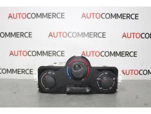 Used Air conditioning control panel Renault Scénic II (JM) 1.6 16V Price € 20,00 Margin scheme offered by Autocommerce