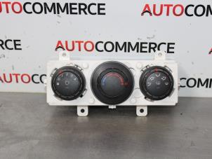 Usados Panel de control de calefacción Renault Master IV (FV) 2.3 dCi 150 16V FWD Precio de solicitud ofrecido por Autocommerce