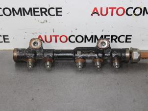 Used Fuel injector nozzle Peugeot 308 (L3/L8/LB/LH/LP) 1.6 BlueHDi 120 16V Price € 90,00 Margin scheme offered by Autocommerce