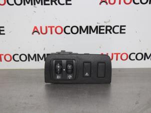Used Light switch Renault Scénic III (JZ) 1.5 dCi 110 Price € 30,00 Margin scheme offered by Autocommerce