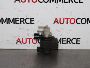 Usados Regulador de presión turbo Renault Espace (JK) 2.2 dCi 16V Precio € 30,00 Norma de margen ofrecido por Autocommerce